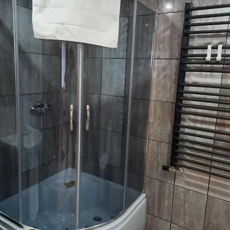 Korona Przy Termach Cieplickich 10proc Rabatu Do Term Cieplice Self Check In 24h Еленя-Гура